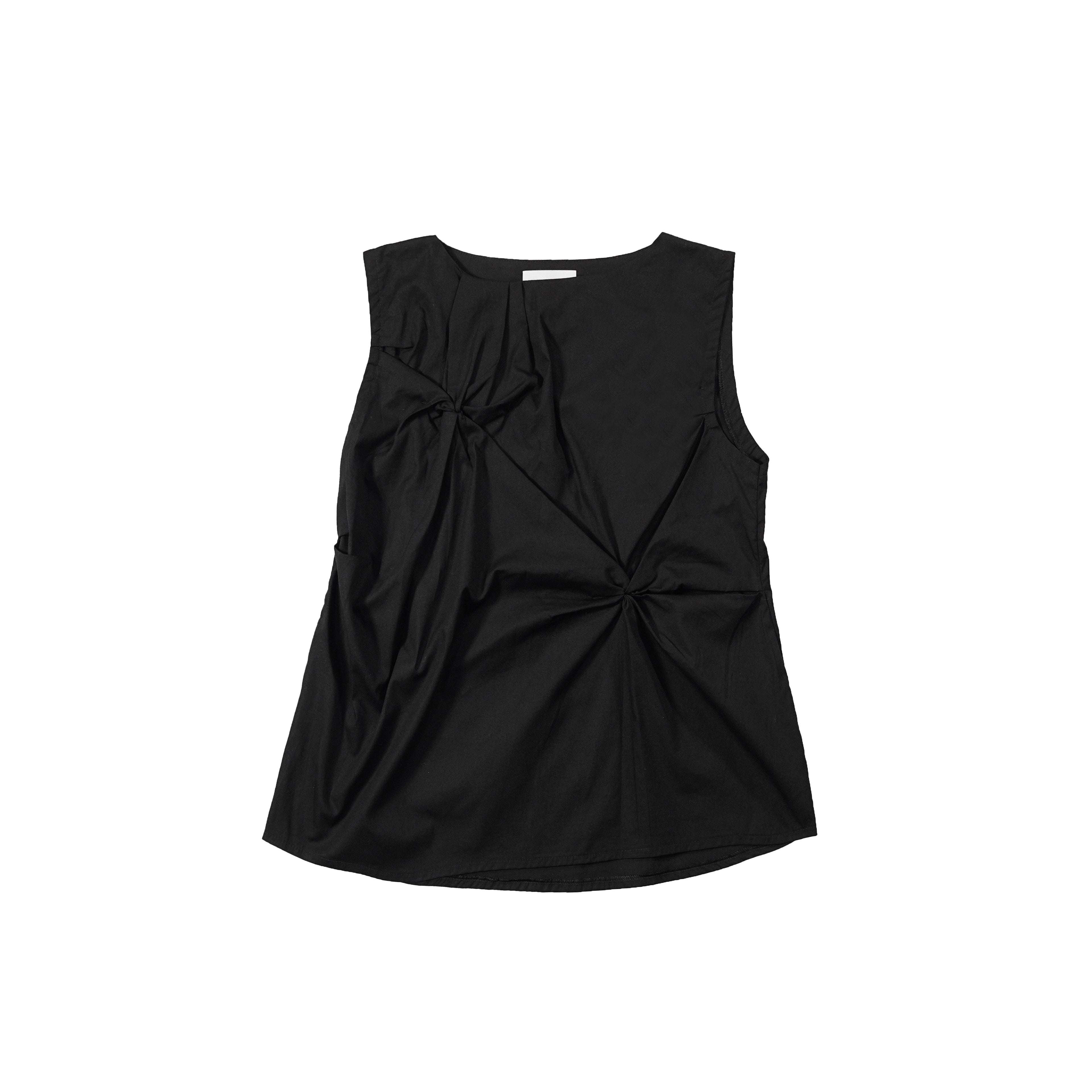 KNOT CIRCLE CUT-OUT TOP